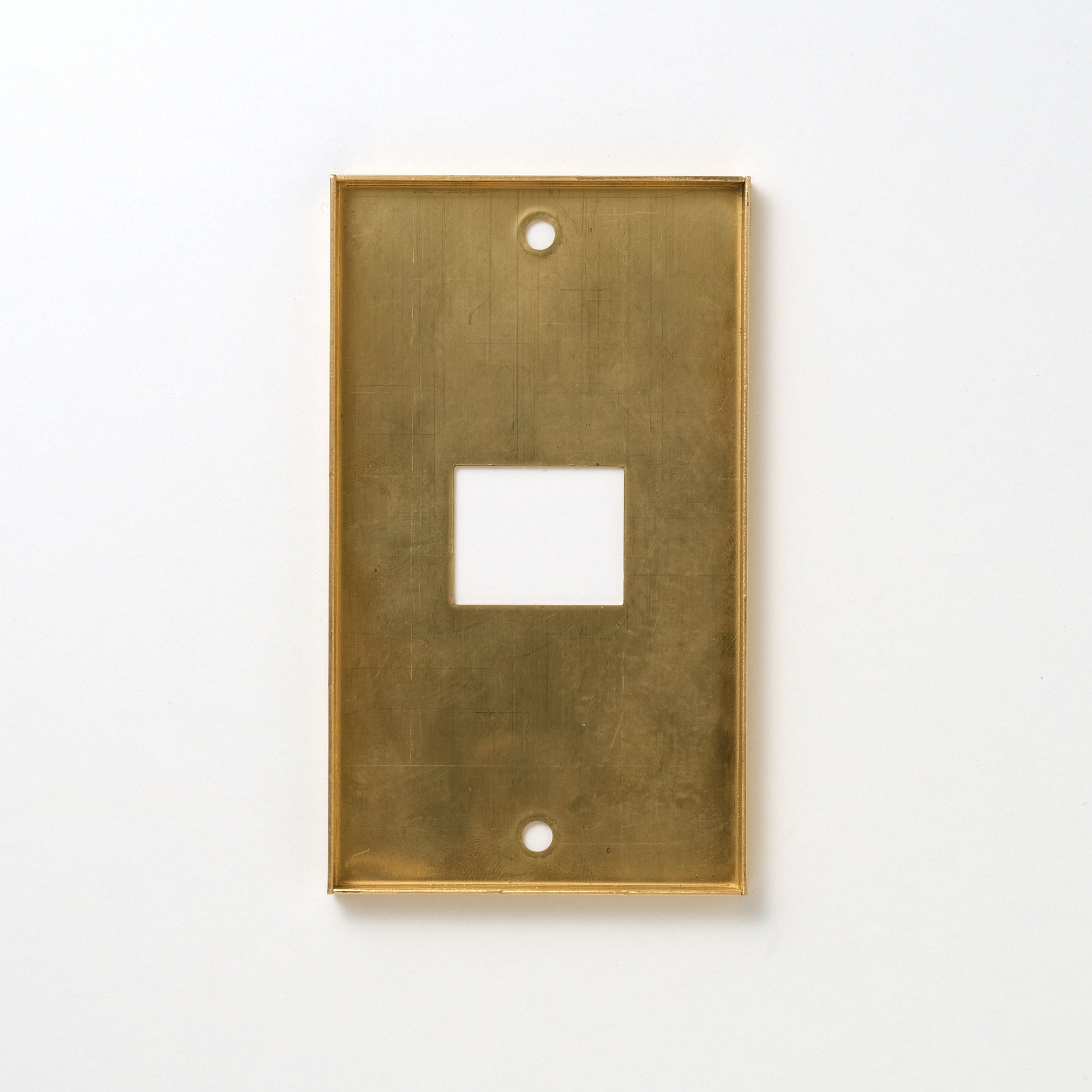 コンセンティック 真鍮ヘアライン プレート1連1口用