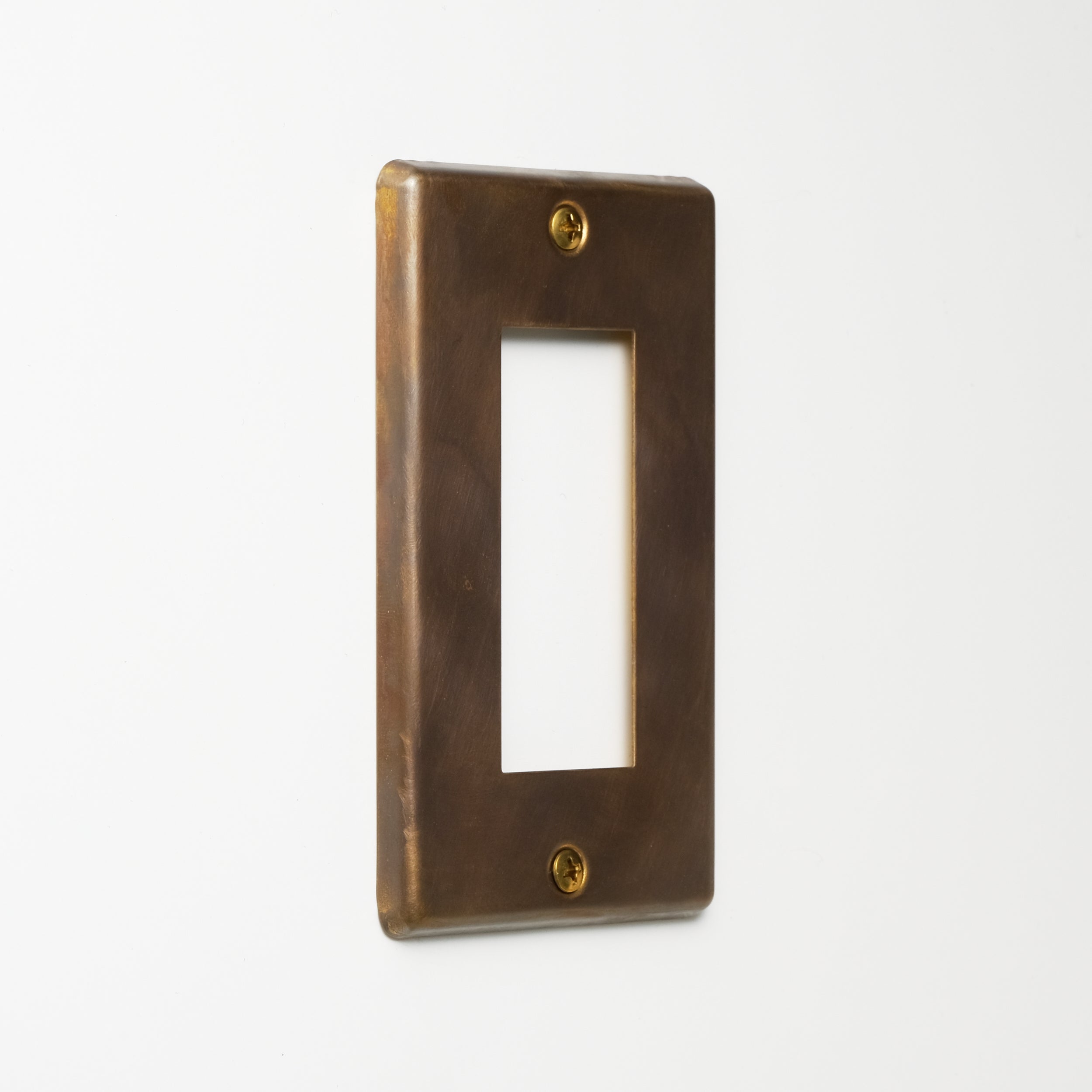 OHM 真鍮メッキエイジング プレート1連3口用