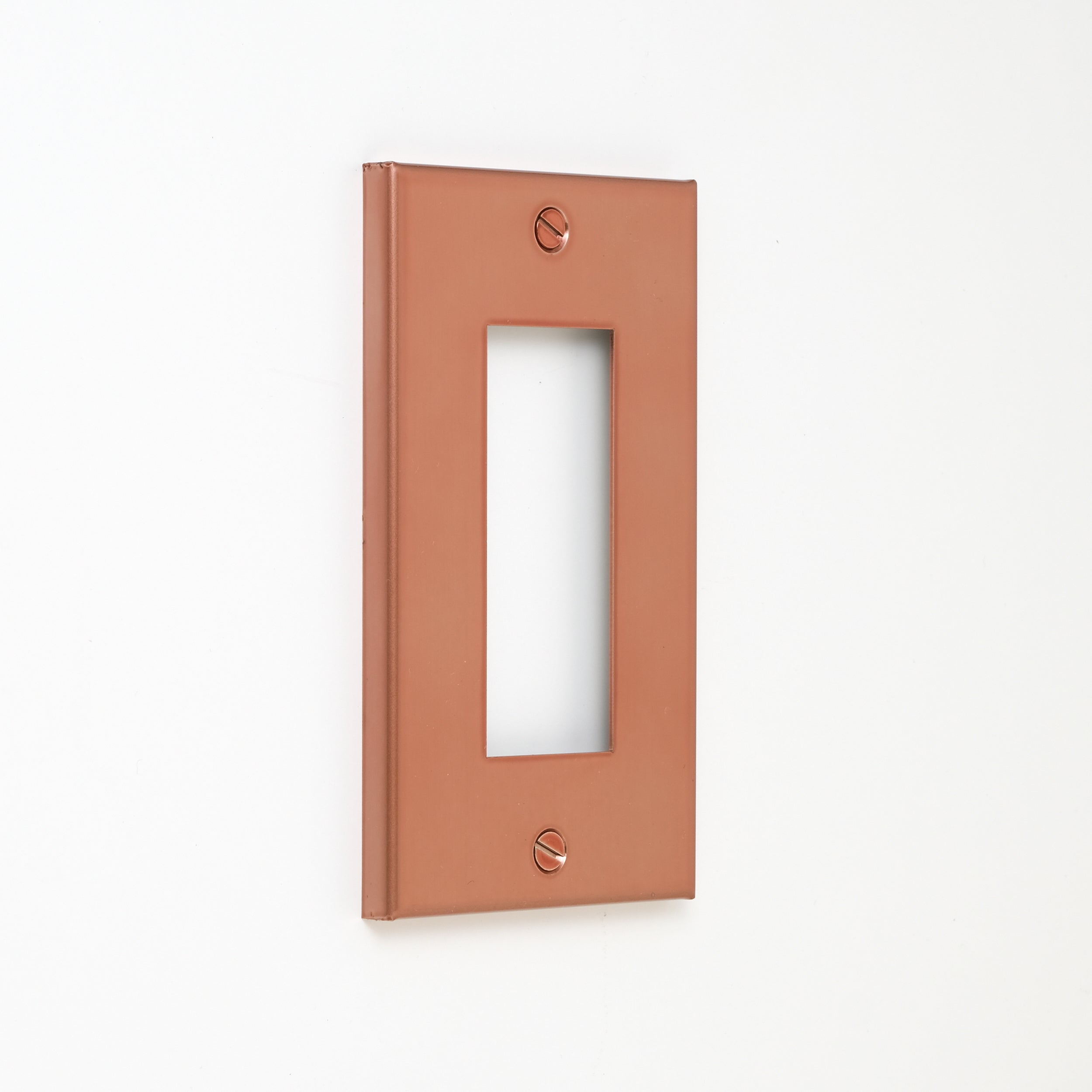 コンセンティック 銅色 プレート1連3口用