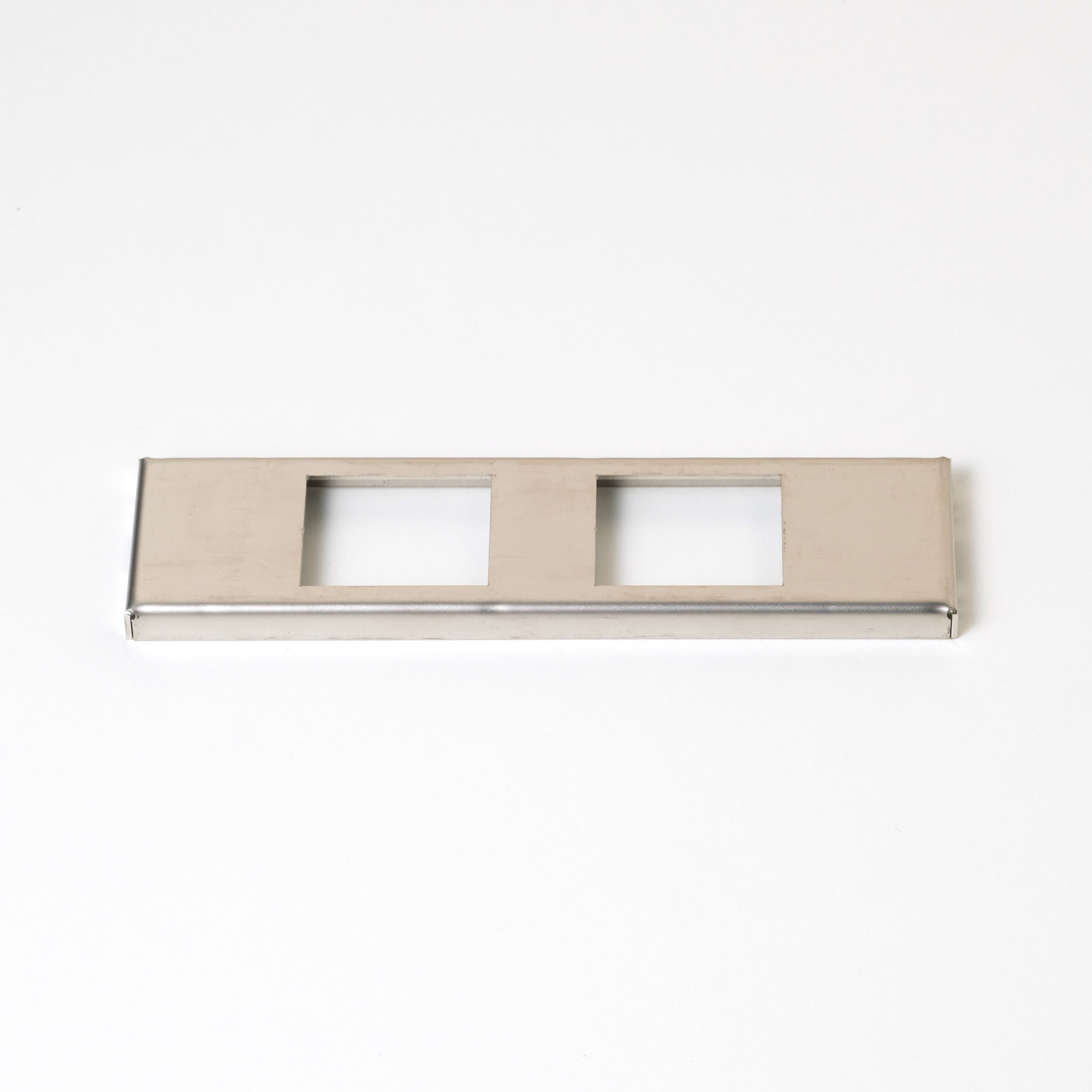 コンセンティック ステンレス素地 家具用プレート2口用