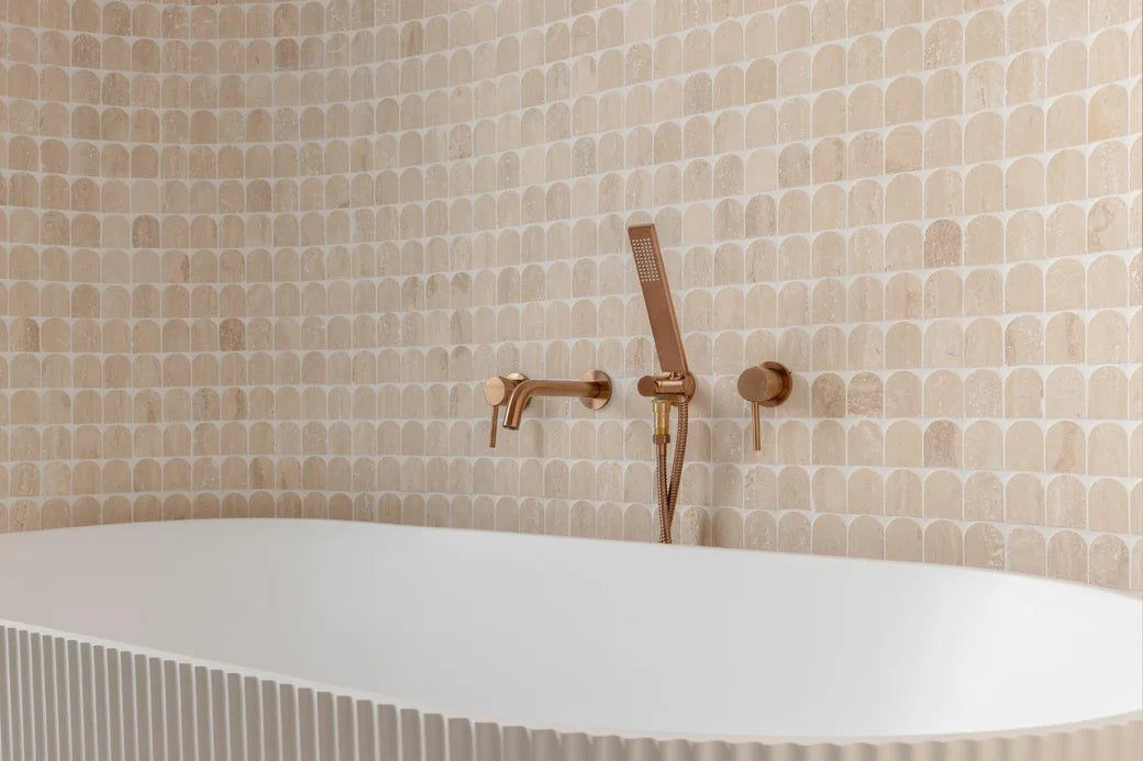 カラー別水栓 選び方のポイント｜空間別にわかる水栓カラーコーディネート