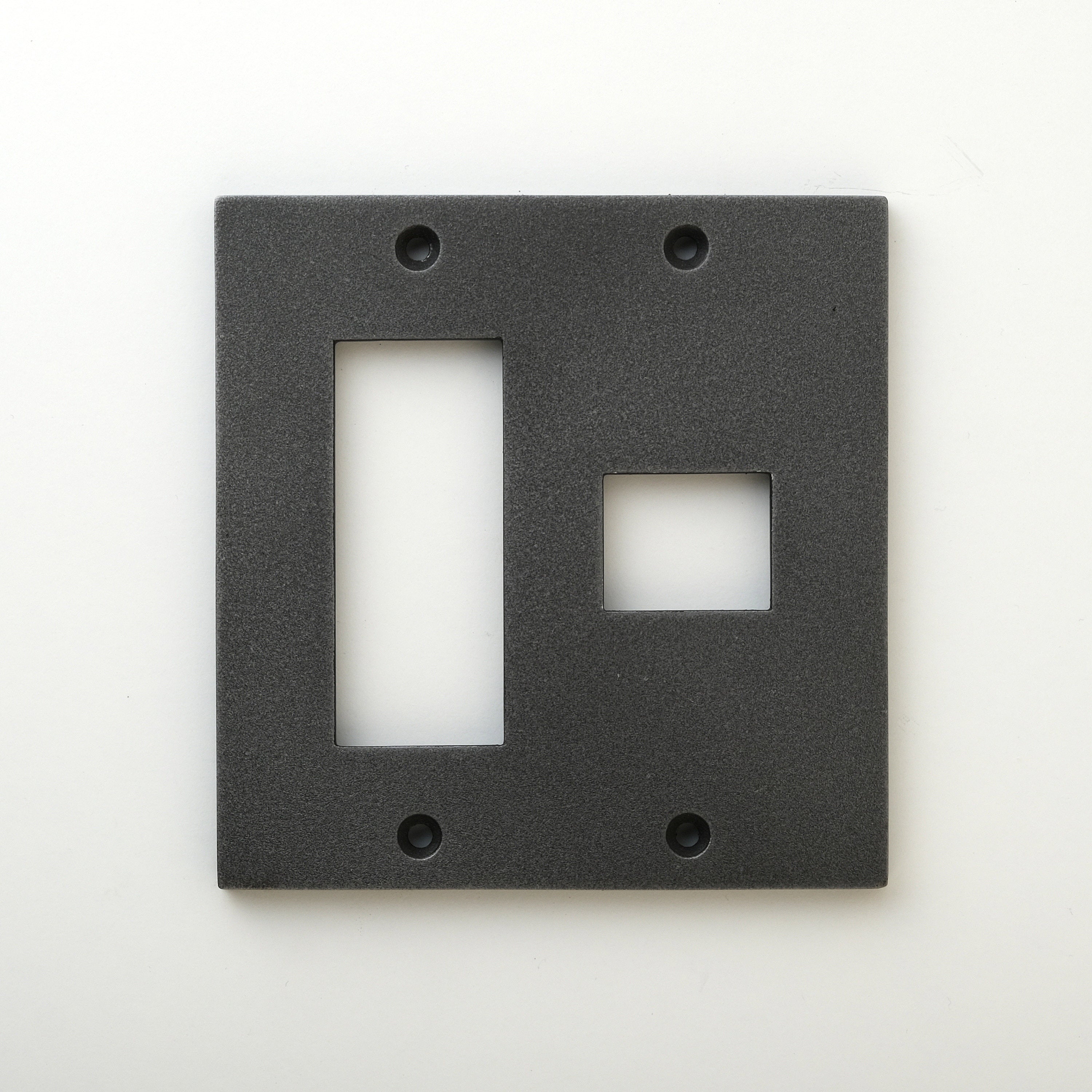 METAL PLATE 鋳肌 鉄 2連1口＋三口