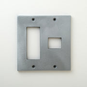 METAL PLATE 鋳肌 亜鉛 2連1口＋3口