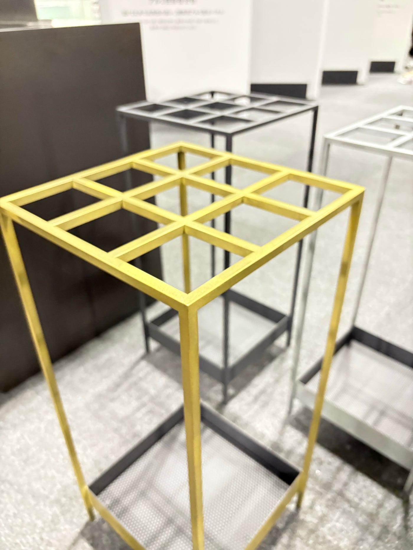 グリッドスタンド（組子傘立て）