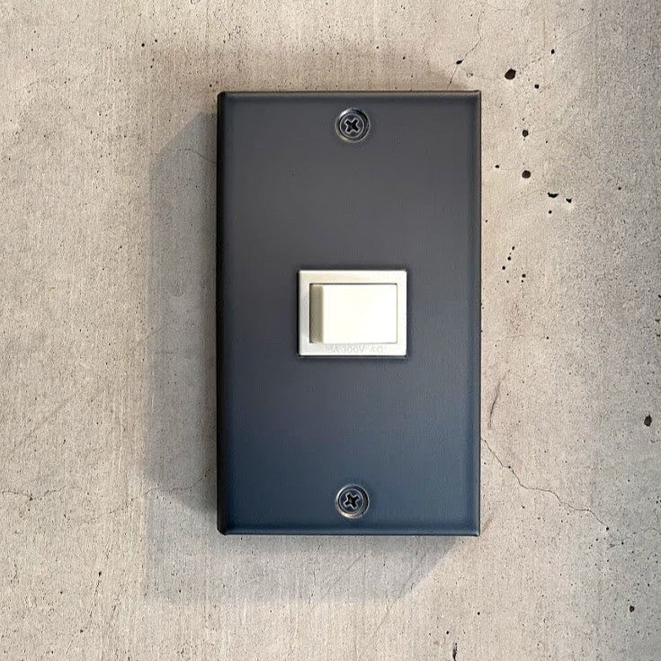 スイッチ・コンセントプレート