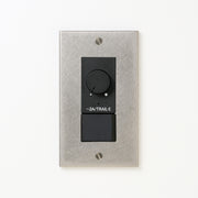 ステンレス（バイブレーション）プレート <br>+ NK 逆位相制御方式ライトコントロール＋片切、3路スイッチ　 ブラック