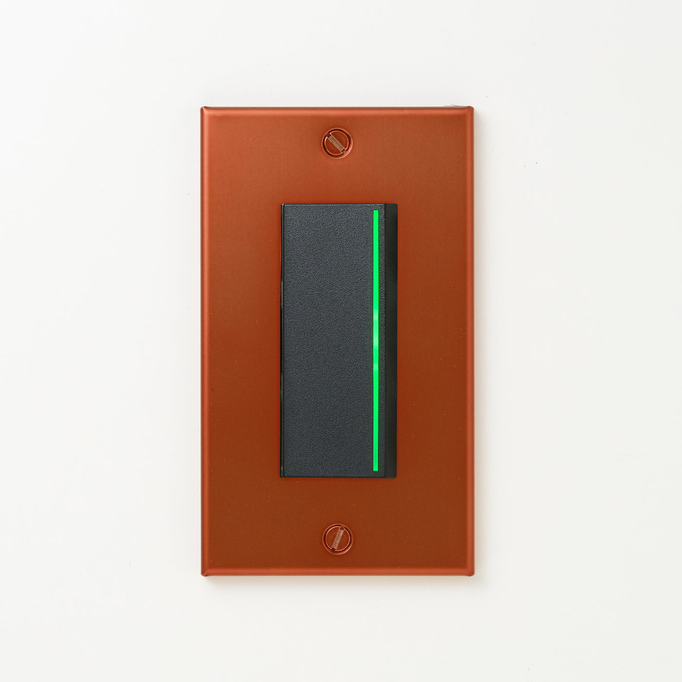 銅色（磨き） プレート <br>+ NK 片切、3路ガイドランプ（グリーン）付スイッチシングル  ブラック