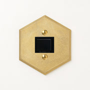 真鍮鋳造プレート（鋳肌） 半連１口用 六角 <br>+ パナソニック 埋込スイッチ シングル ブラック