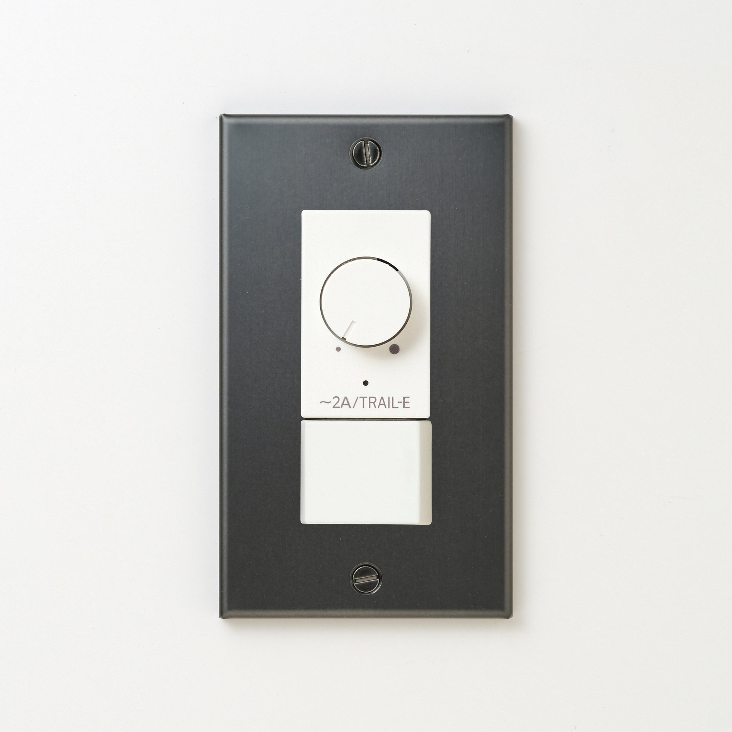 ステンレス（マットブラック）プレート <br>+ NK 逆位相制御方式ライトコントロール＋片切、3路スイッチ　 ホワイト