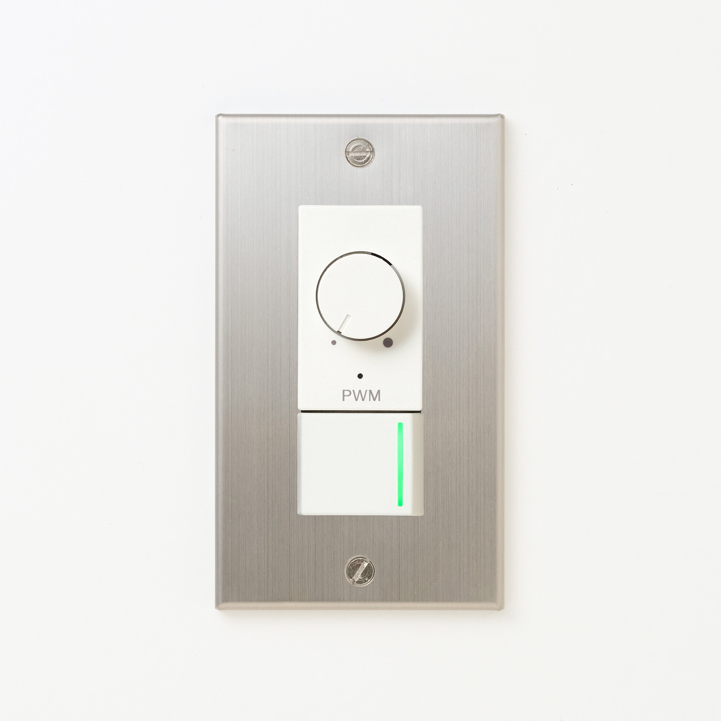 ステンレス（ヘアライン） プレート <br>+ NK PWM制御方式(1ch)ライトコントロール＋片切、3路ガイドランプ（グリーン）スイッチ　 ホワイト