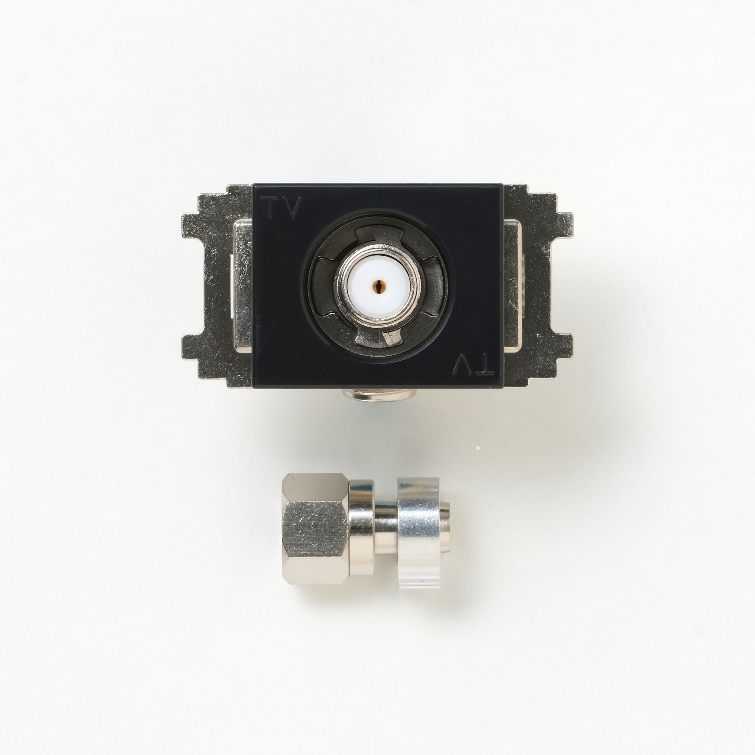 NKシリーズ　新4K8K衛星放送対応　埋込小型高シールドテレビ端子　ブラック