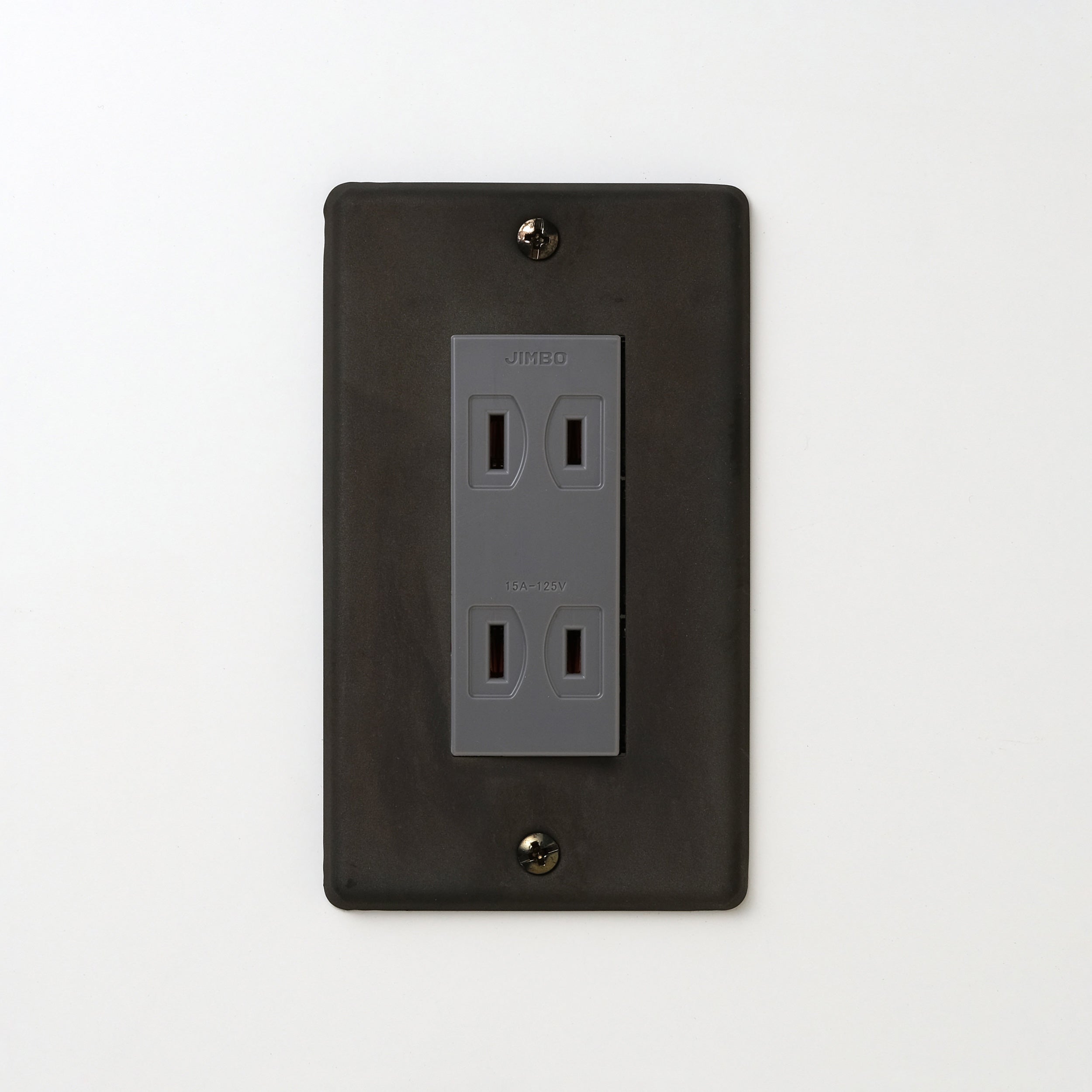 ステンレス（黒染）プレート <br>+ NK ダブルコンセント グレー