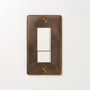 真鍮（燻し） プレート <br>+ NK スイッチダブル ホワイト