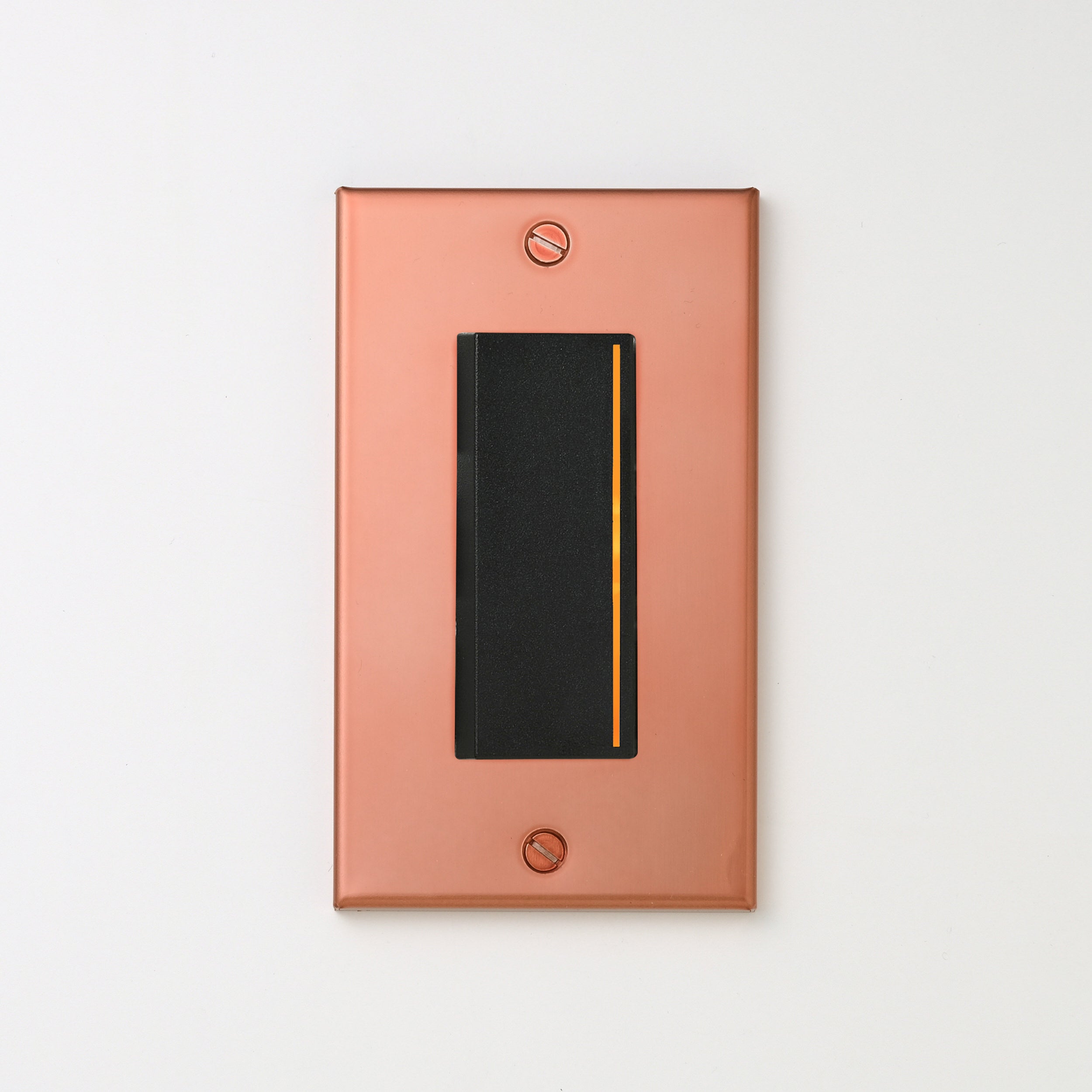 銅色（マット） プレート <br>+ NK 片切、3路チェックランプ（オレンジ）付スイッチシングル  ブラック