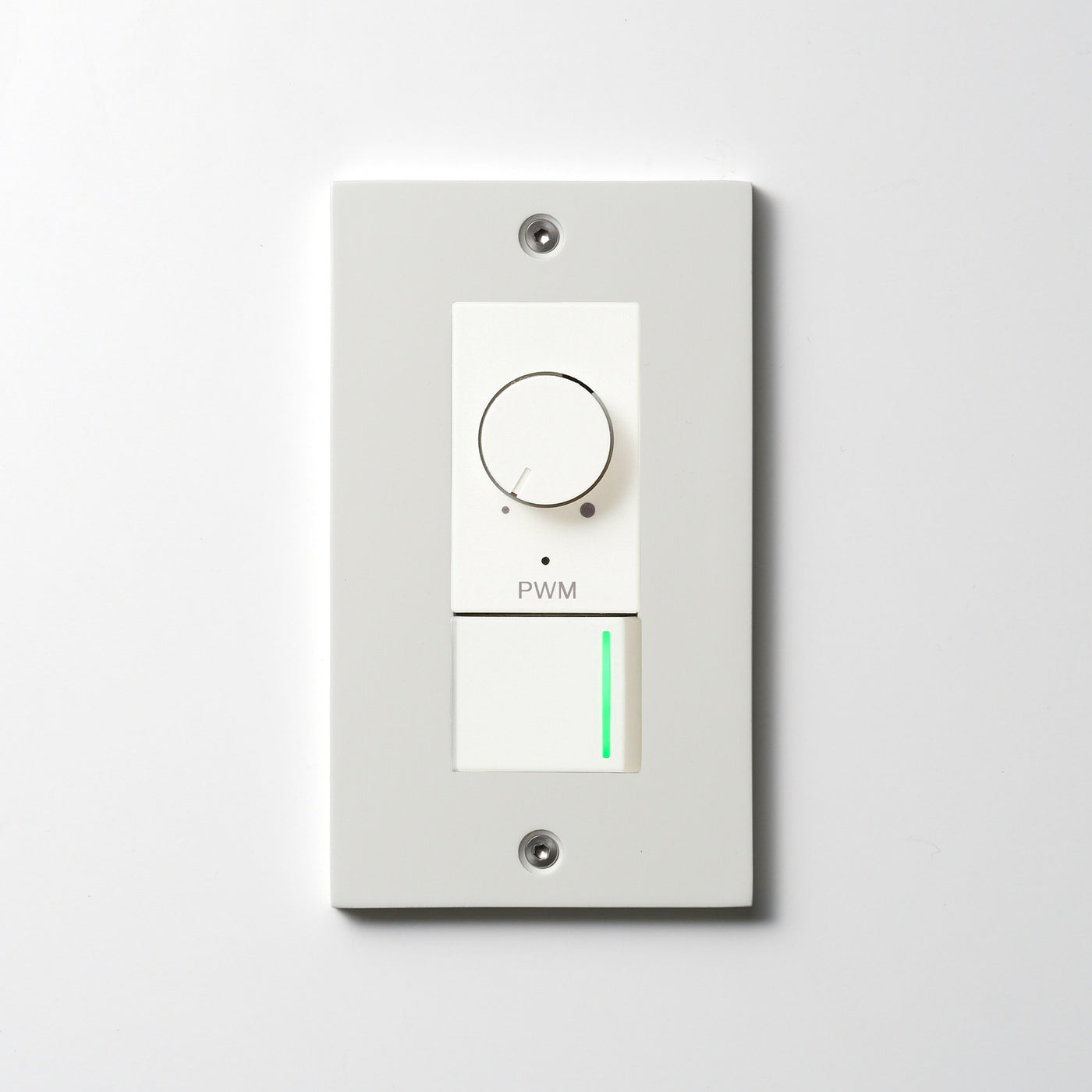 アルミダイキャスト（ホワイト）プレート  <br>+ NK PWM制御方式(1ch)ライトコントロール＋片切、3路ガイドランプ（グリーン）スイッチ　 ホワイト