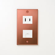 銅色（マット） プレート<br>+ NK 埋込モジュラジャック6極2心 ホワイト <br>+ NK 埋込コンセント ホワイト