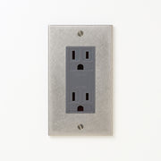 ステンレス（バイブレーション）プレート <br>+ NK 埋込接地（アース）ダブルコンセント　グレー