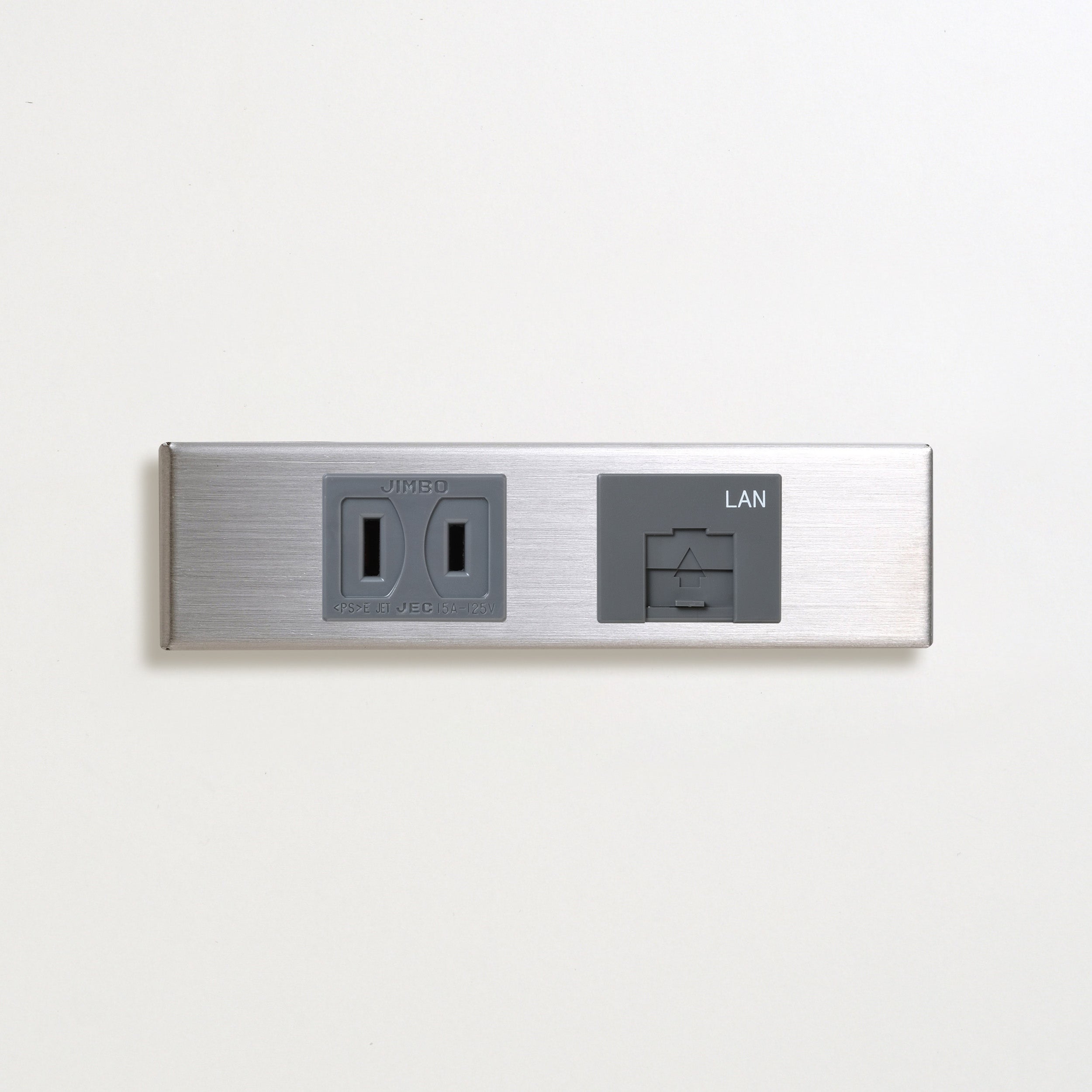 ステンレス（ヘアライン） 家具用プレート<br>+ NK 埋込コンセント グレー <br>+ NK 埋込モジュラジャック8極8心 グレー