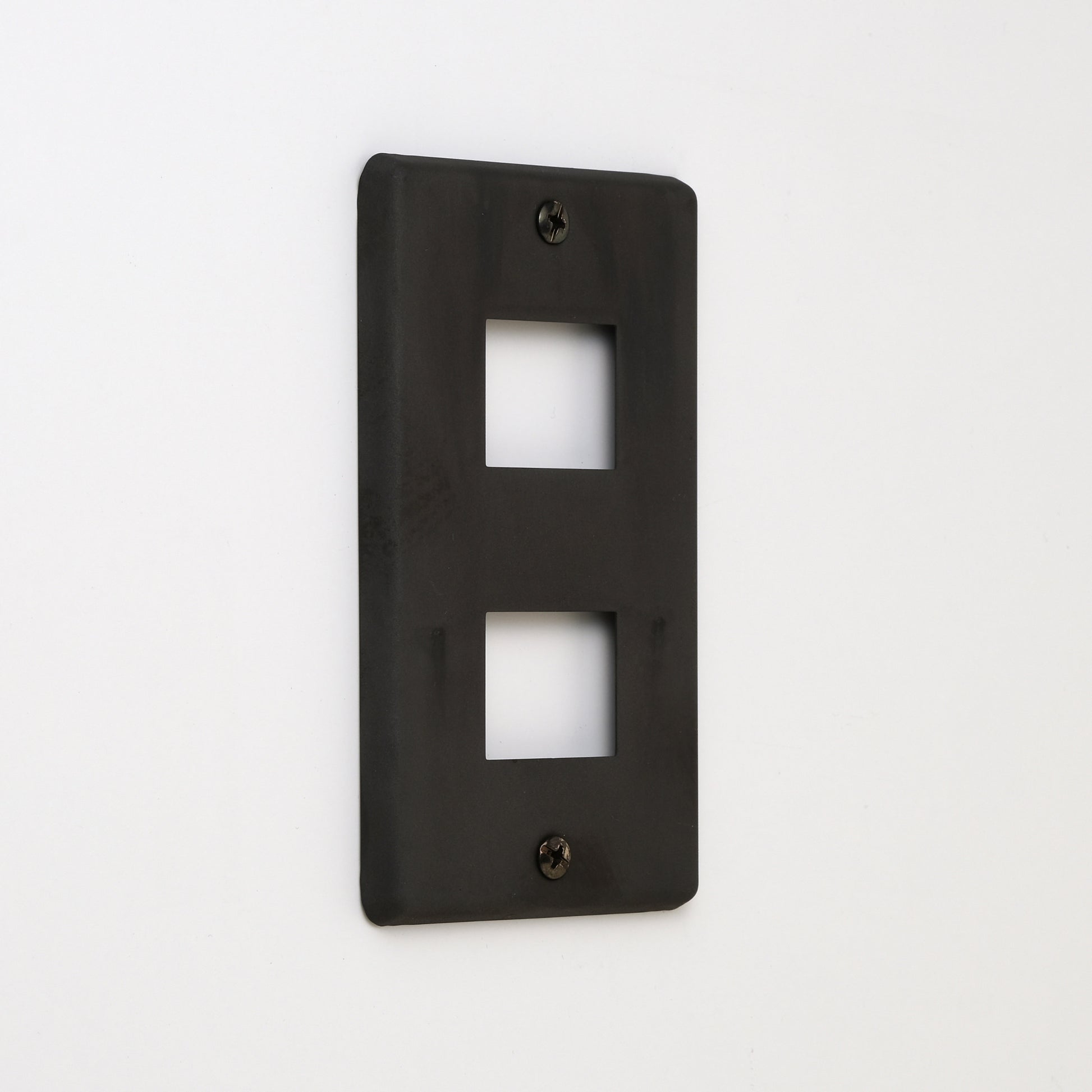 Metalist オリジナル  ステンレス黒染 プレート１連２口用 