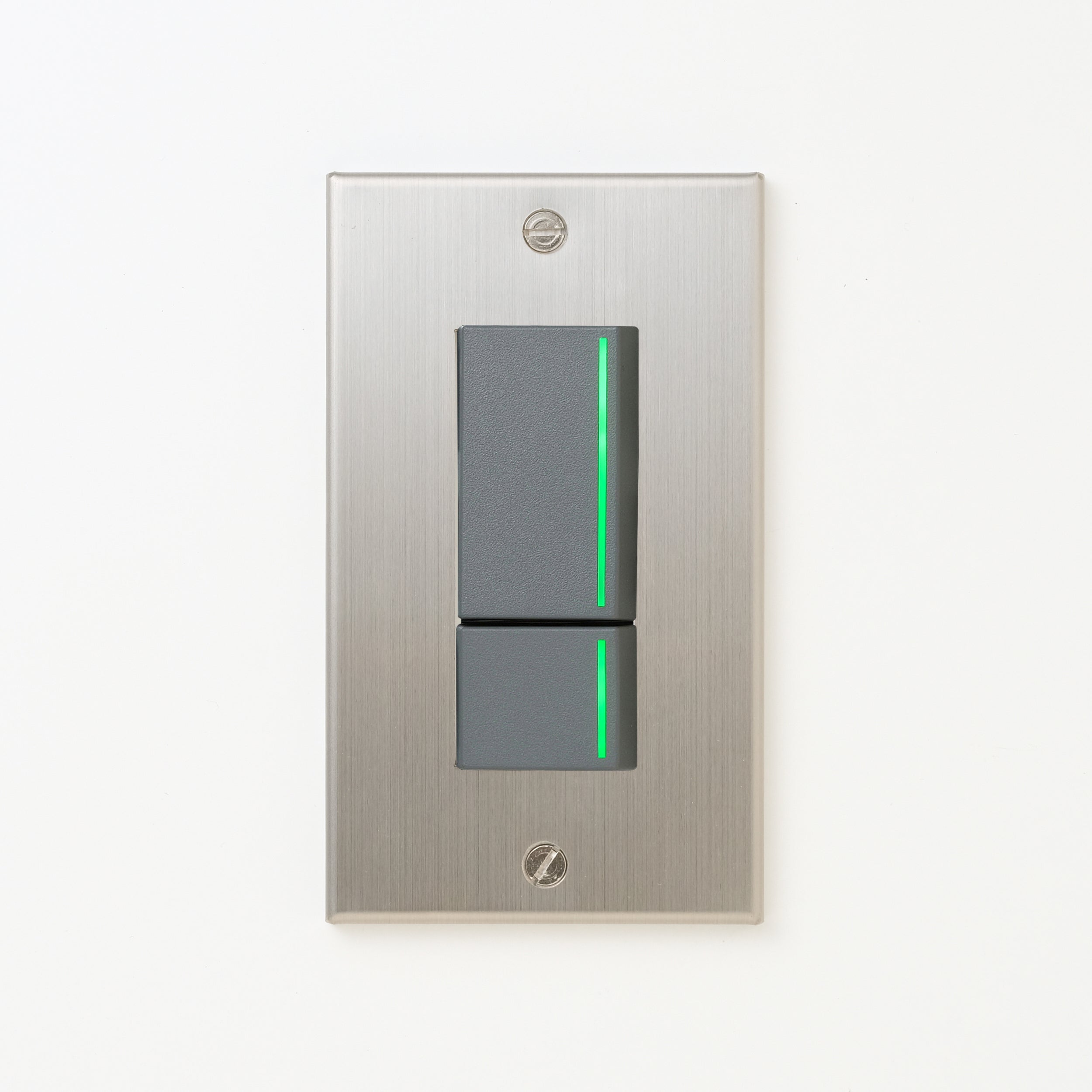 ステンレス（ヘアライン） プレート <br>+ NK 片切、3路ガイドランプ（グリーン）スイッチダブル（上段大）  グレー