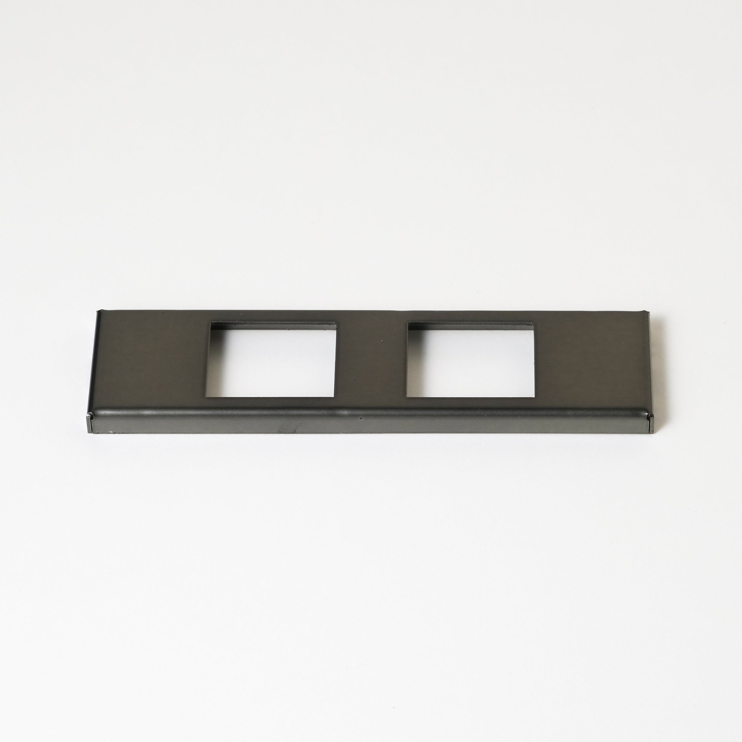 コンセンティックブラック バイブレーション 家具用プレート２口用 