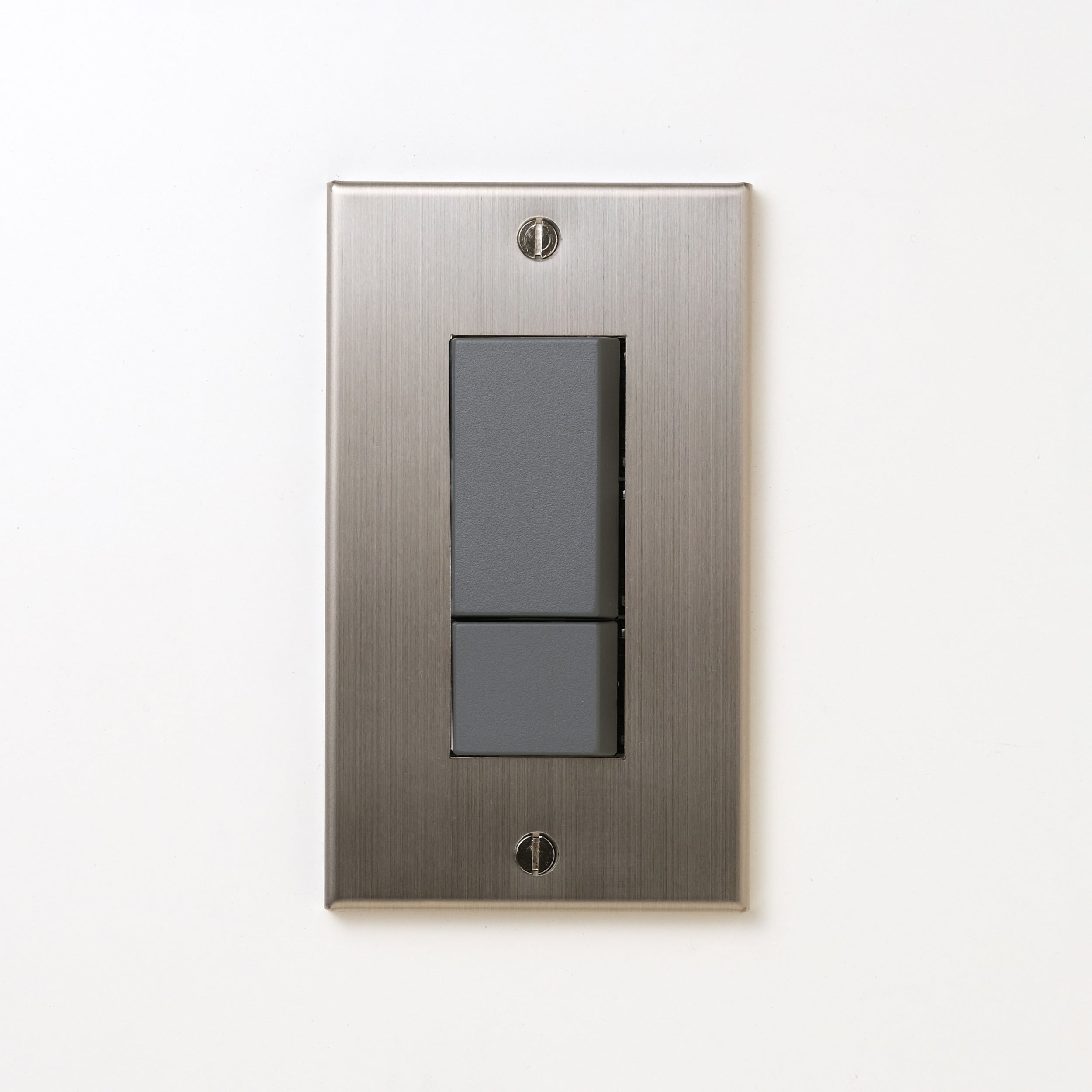 ステンレス（ヘアライン） プレート <br>+ NK スイッチダブル グレー