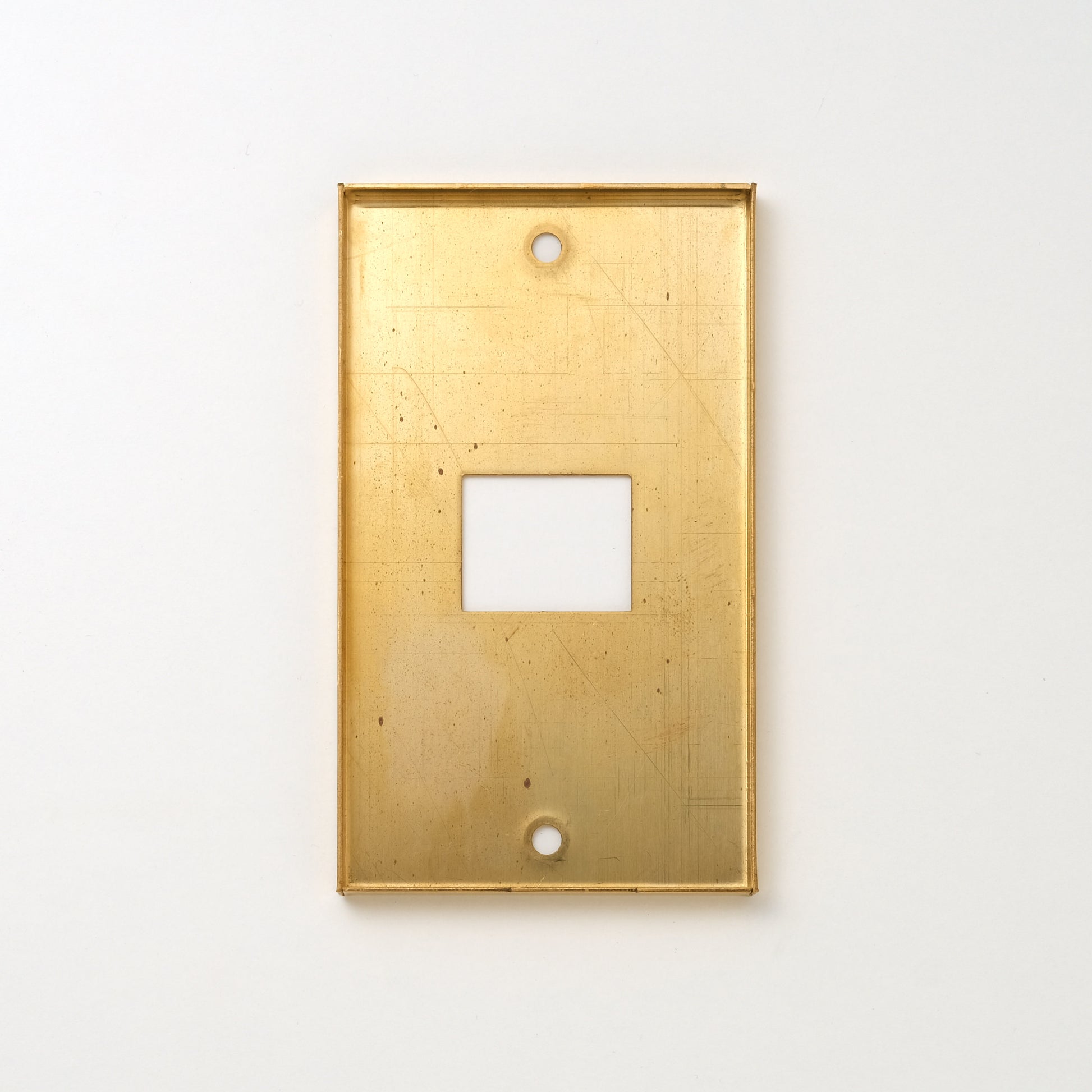 コンセンティック 真鍮素地 プレート１連１口用 