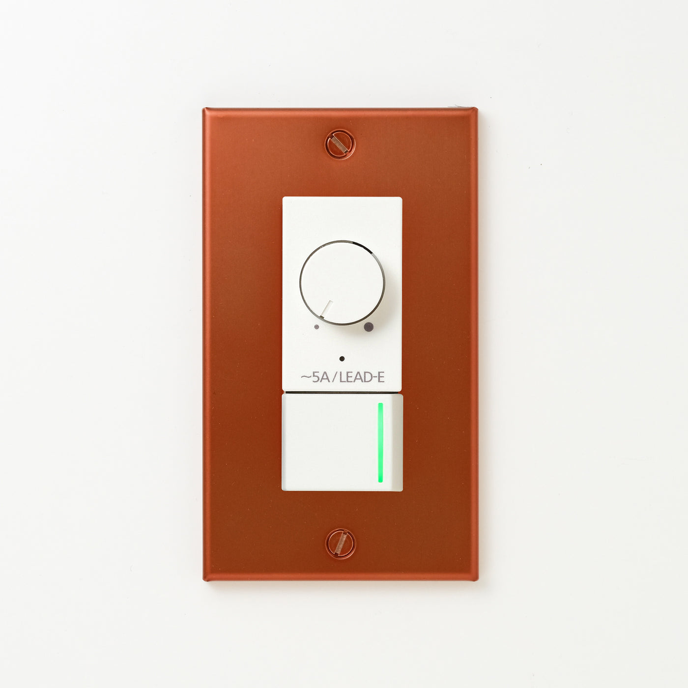 銅色（磨き） プレート <br>+ NK 正位相制御方式ライトコントロール＋片切、3路ガイドランプ（グリーン）スイッチ　 ホワイト