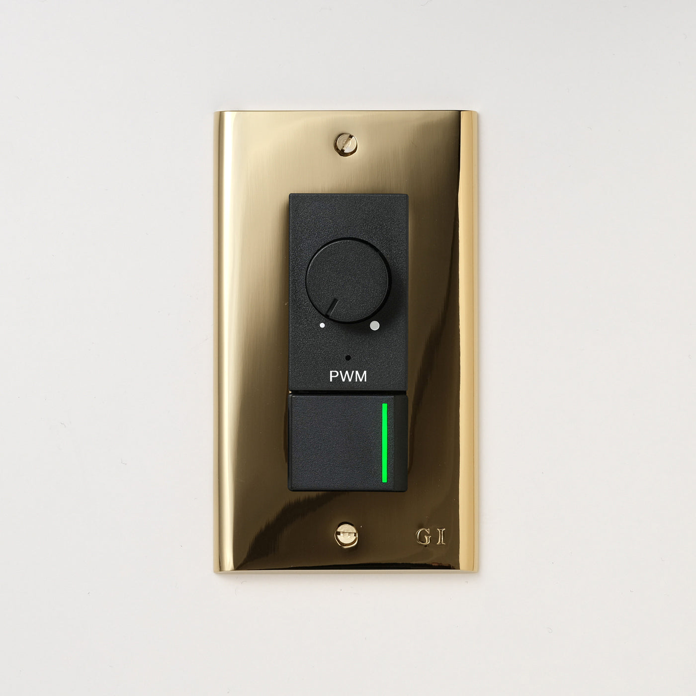 真鍮（PVDコート）プレート <br>+ NK PWM制御方式(1ch)ライトコントロール＋片切、3路ガイドランプ（グリーン）スイッチ　 ブラック