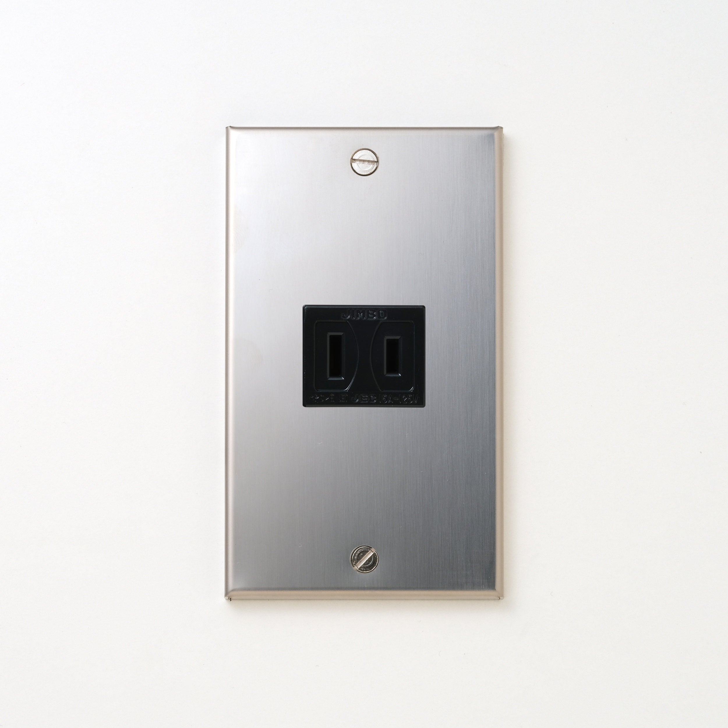 ステンレス（素地） プレート<br>+ NK 埋込コンセント ブラック