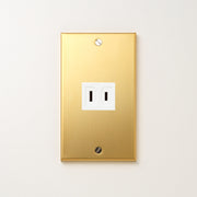 真鍮（素地） プレート１連１口用 <br>+ NKシリーズ　埋込コンセント　ホワイト