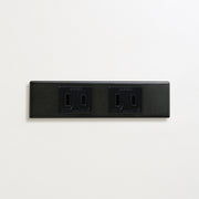 ステンレス（マットブラック）家具用プレート<br>+ NK 埋込コンセント ブラック ×２