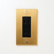 真鍮（ヘアライン） プレート <br>+ NK ダブルコンセント ブラック