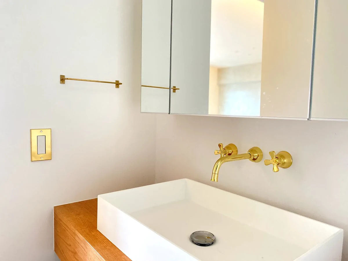 コンセンティック 真鍮素地 プレート１連２口用 