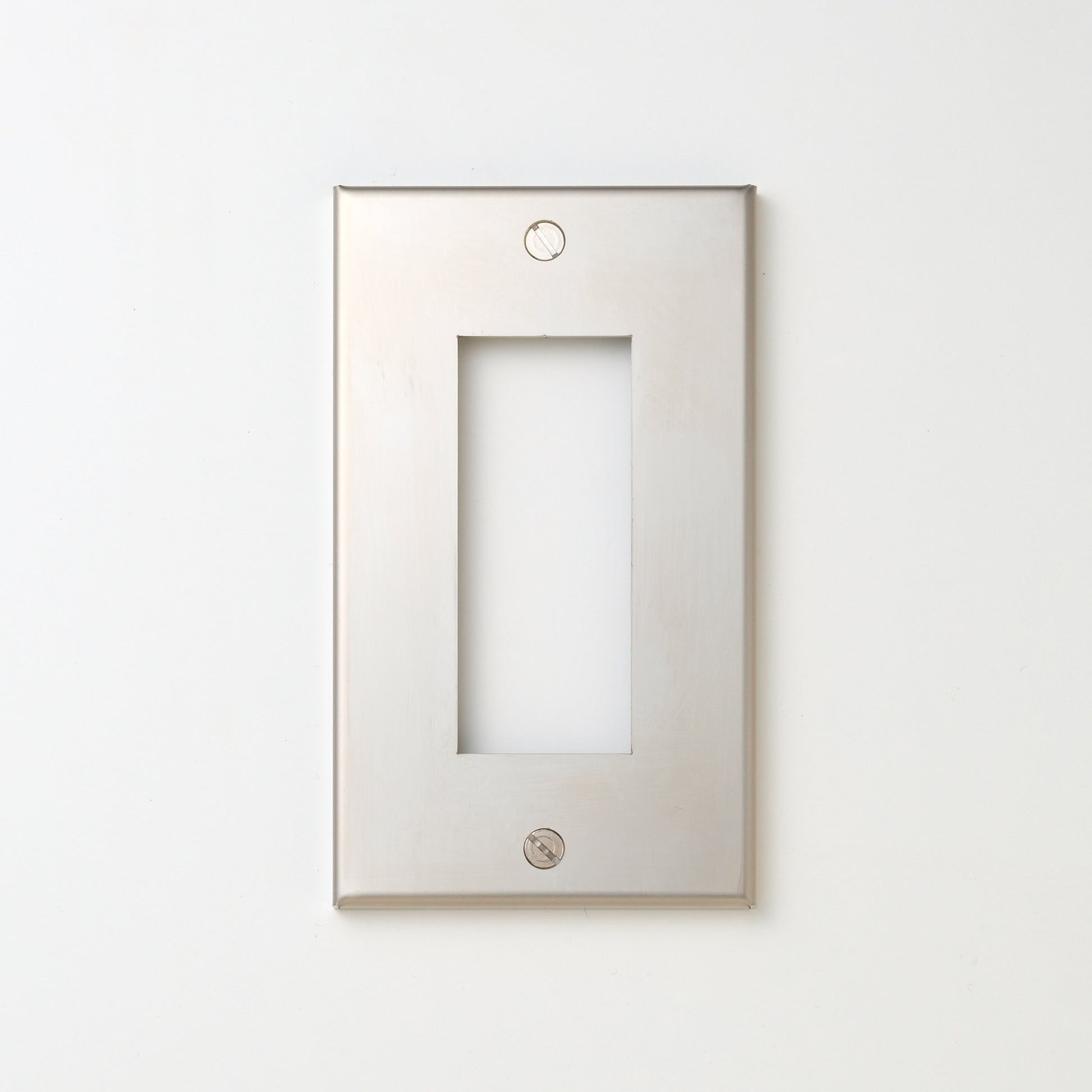 コンセンティック ステンレス素地 プレート１連３口用 