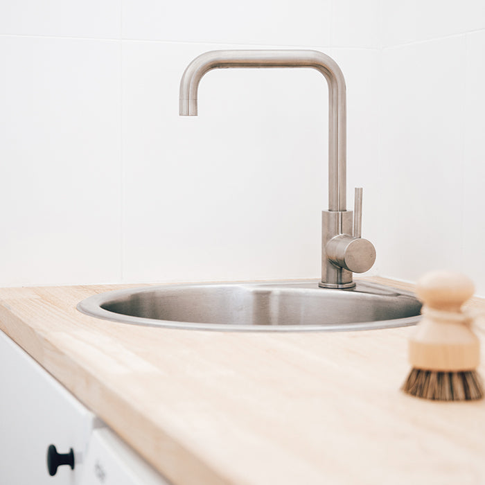 エデン・台付き1穴 キッチン用混合水栓 ニッケル