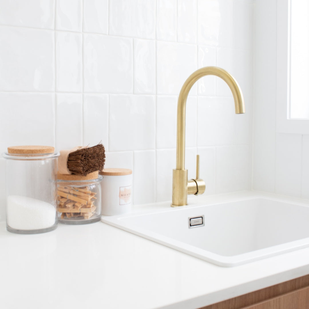 エリシアン・台付1穴 キッチン用混合水栓 真鍮