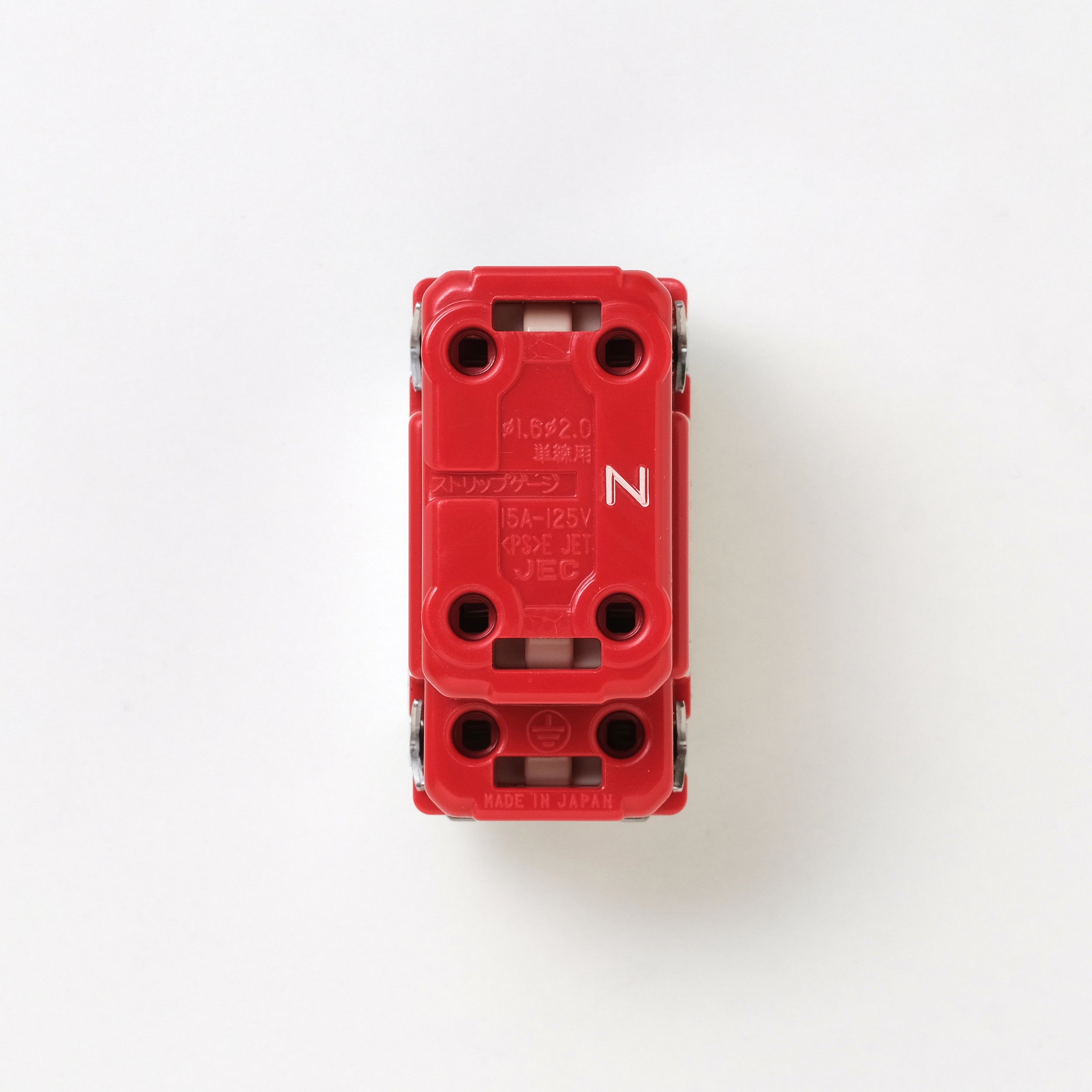 NKシリーズ　埋込接地コンセント　ホワイト