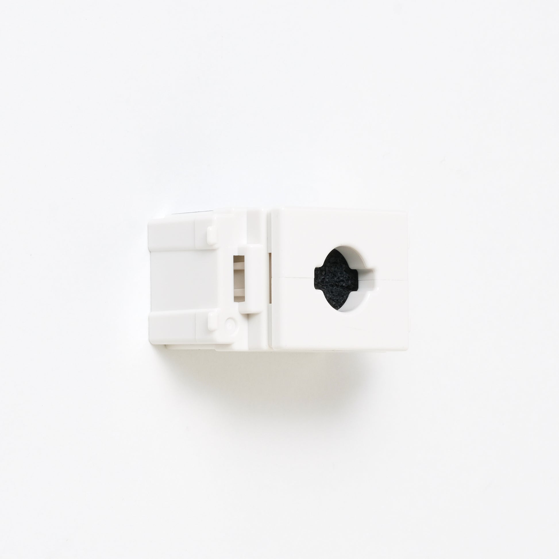 NKシリーズ　マルチケーブルホルダー　ホワイト