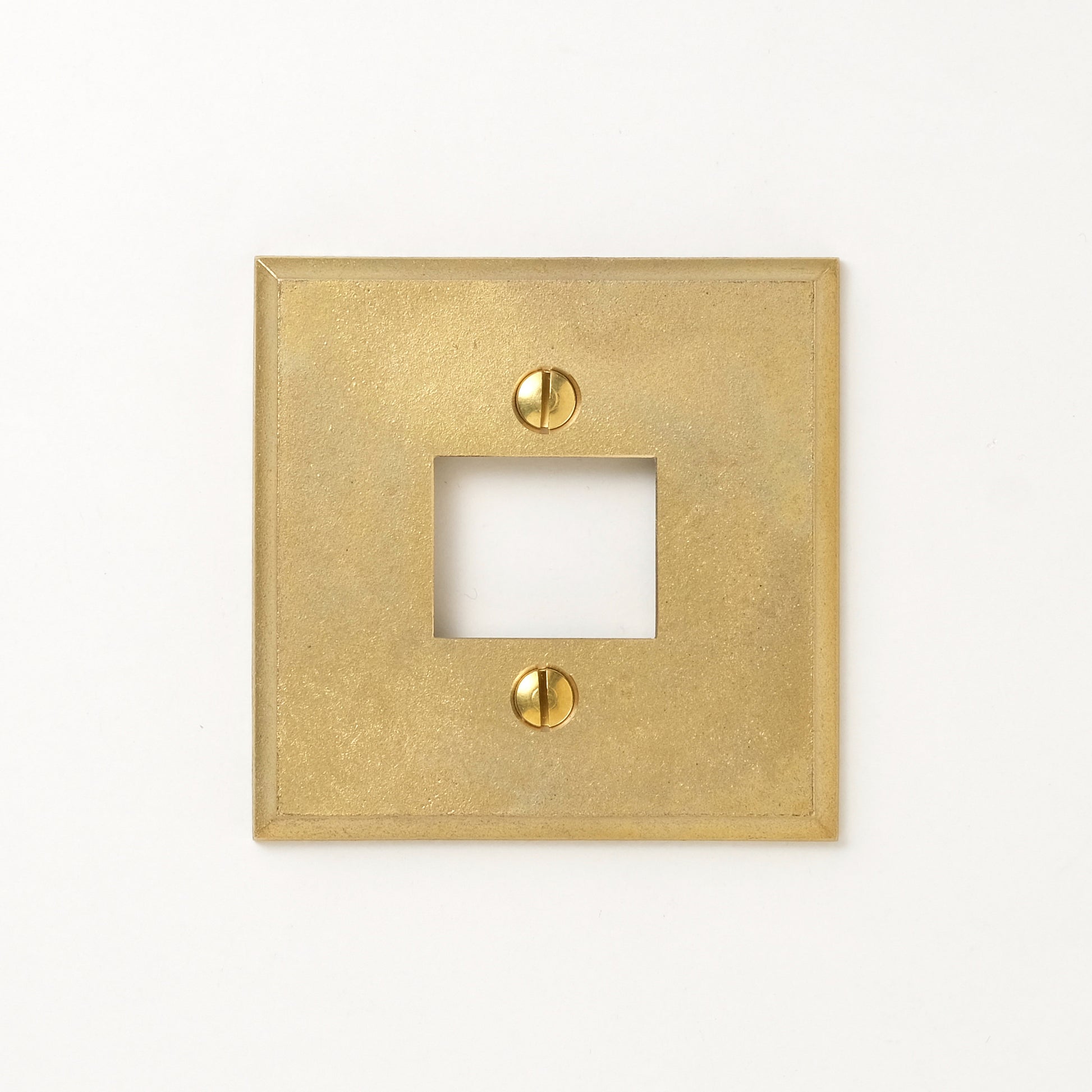 フタガミ プレート 真鍮 半連１口用　四角