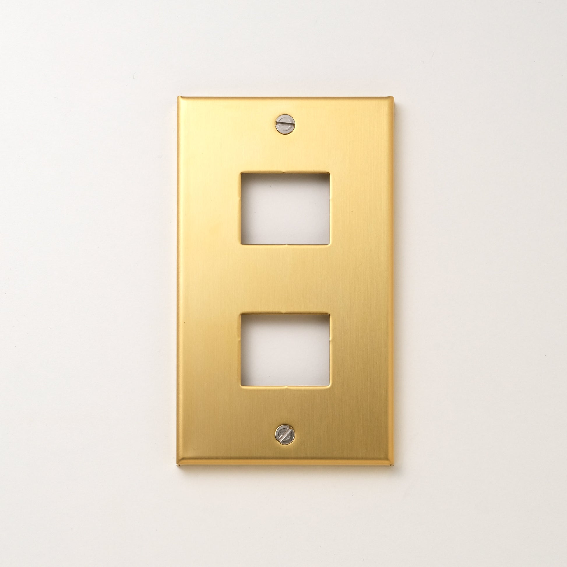 コンセンティック 真鍮素地 プレート１連２口用 