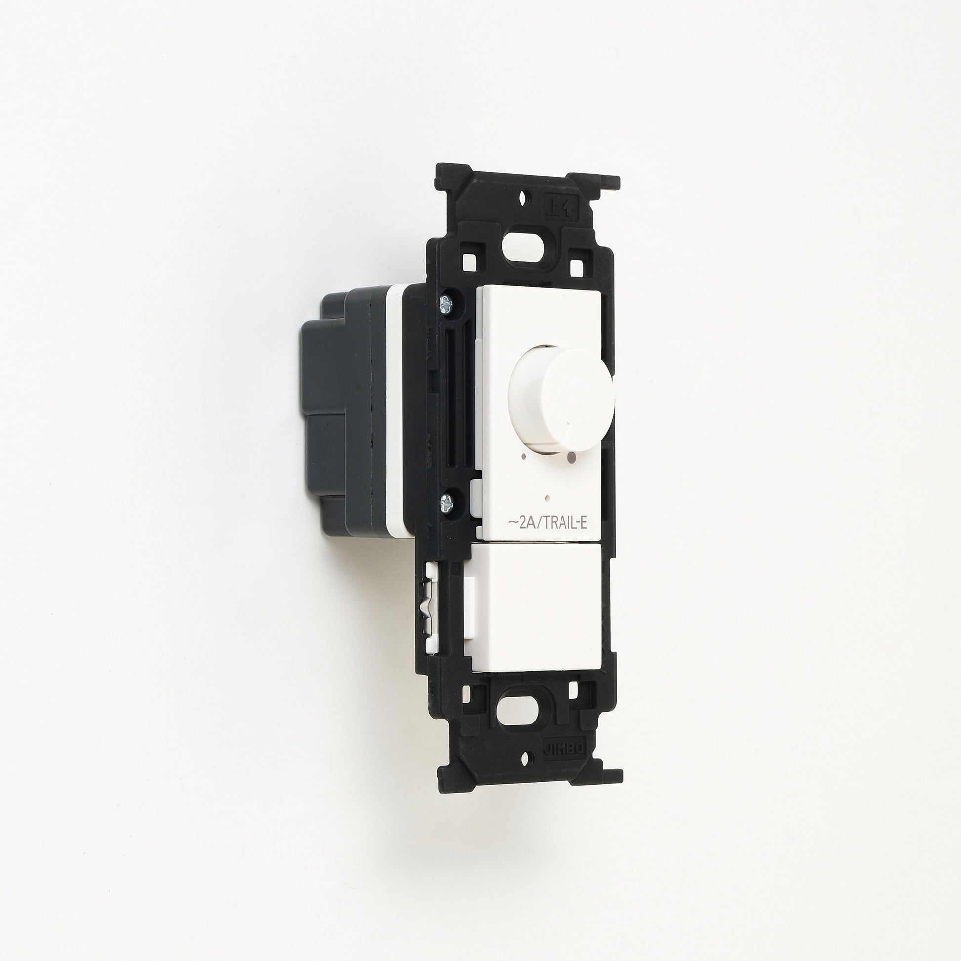 NKシリーズ　逆位相制御方式ライトコントロール＋ブランクチップ付　１連３口用 ホワイト