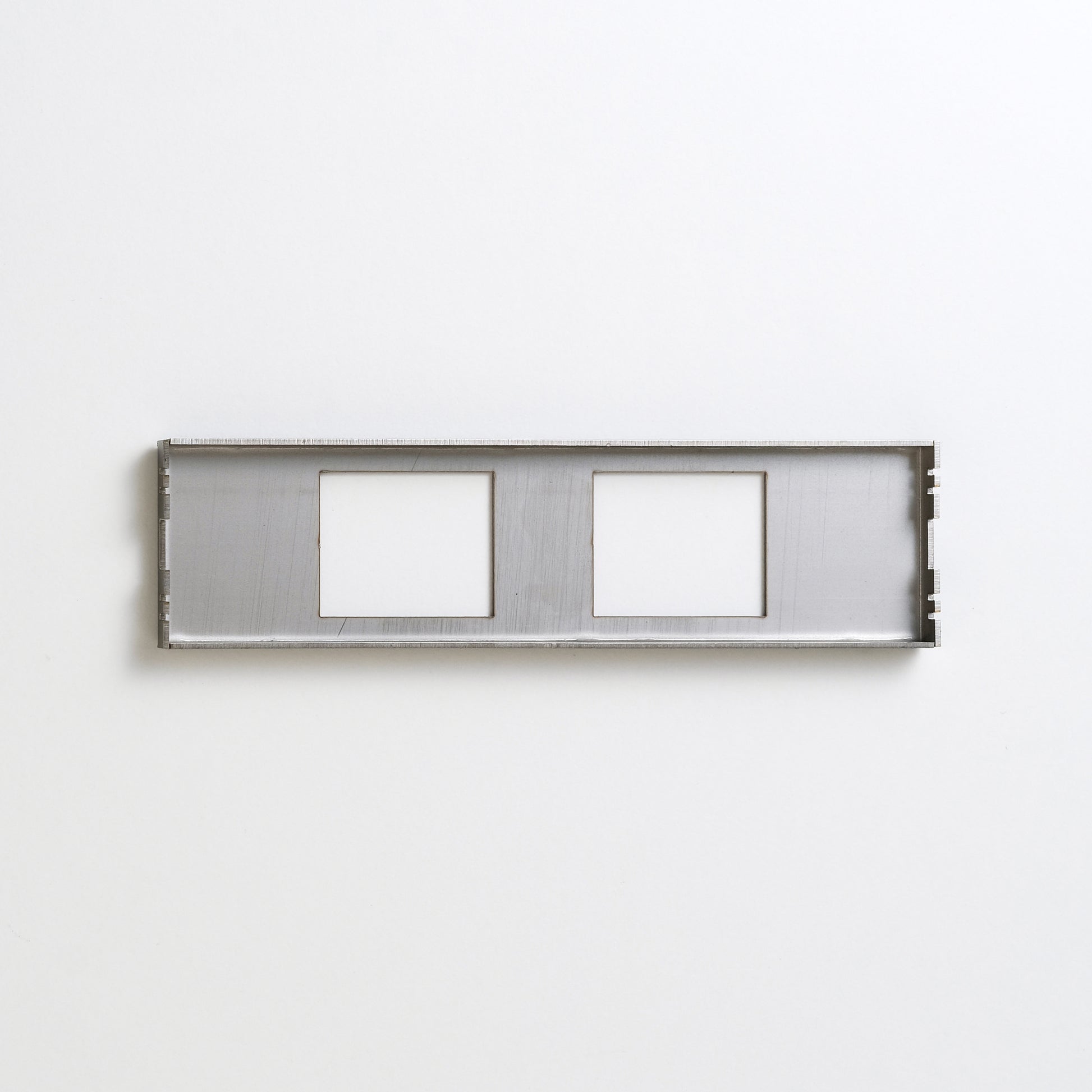 コンセンティックブラック バイブレーション 家具用プレート２口用 