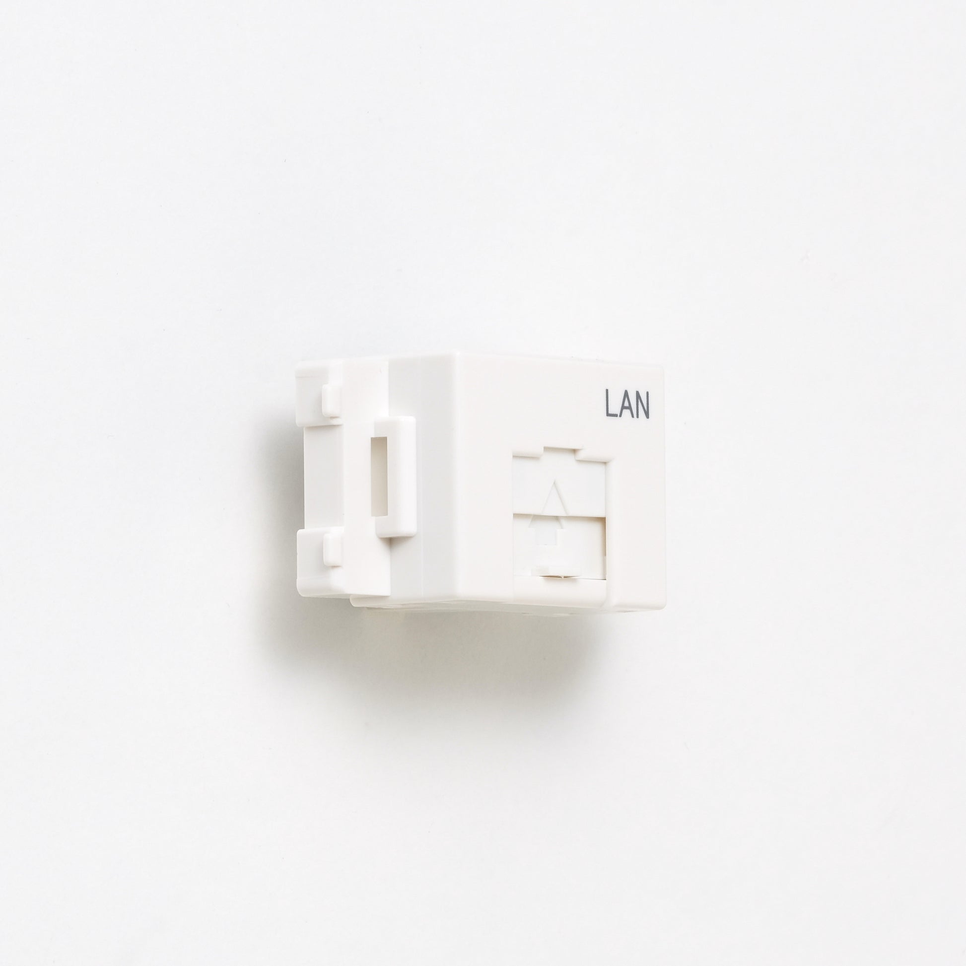 NKシリーズ　埋込モジュラジャック8極8心　ホワイト