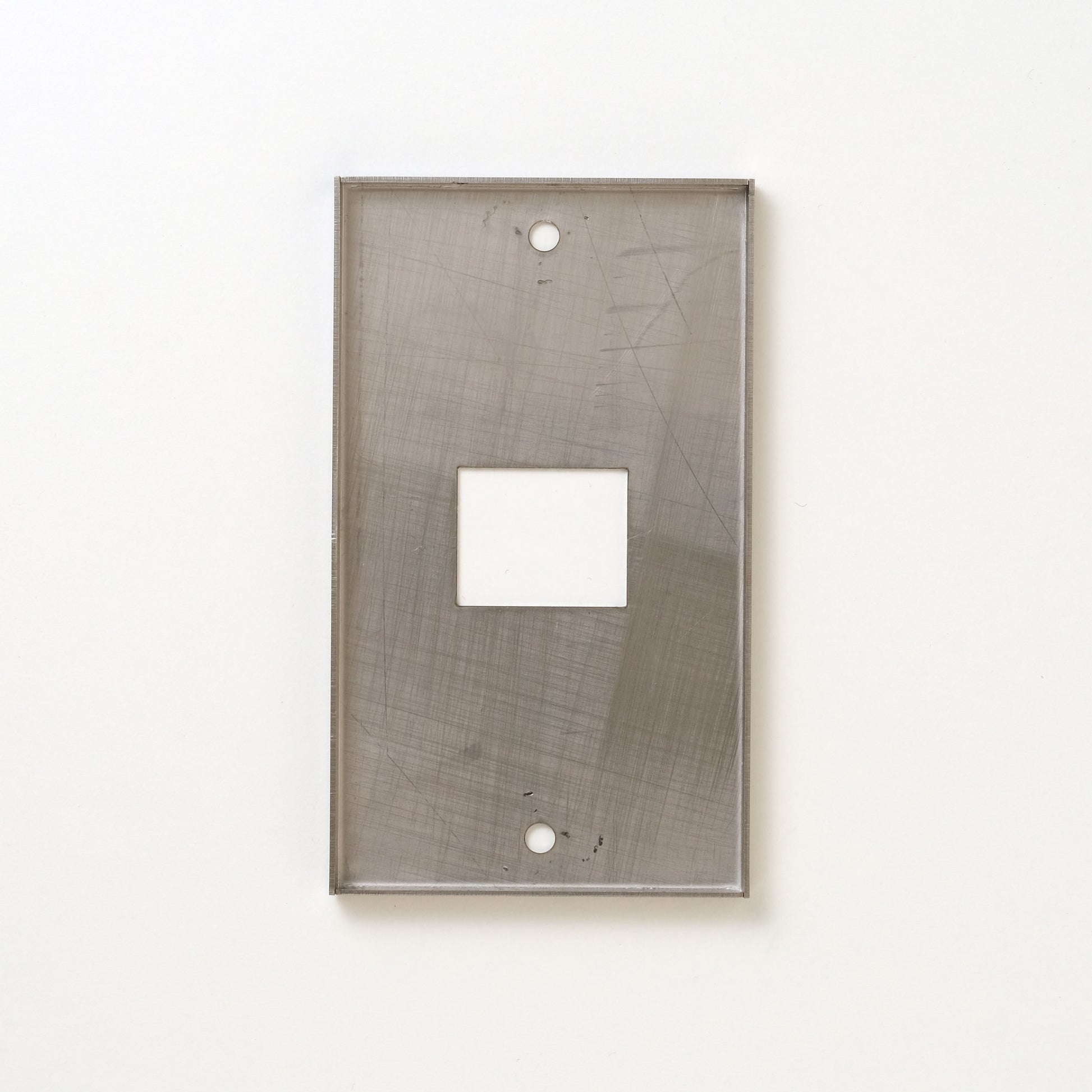 コンセンティック ステンレスヘアライン プレート１連１口用 