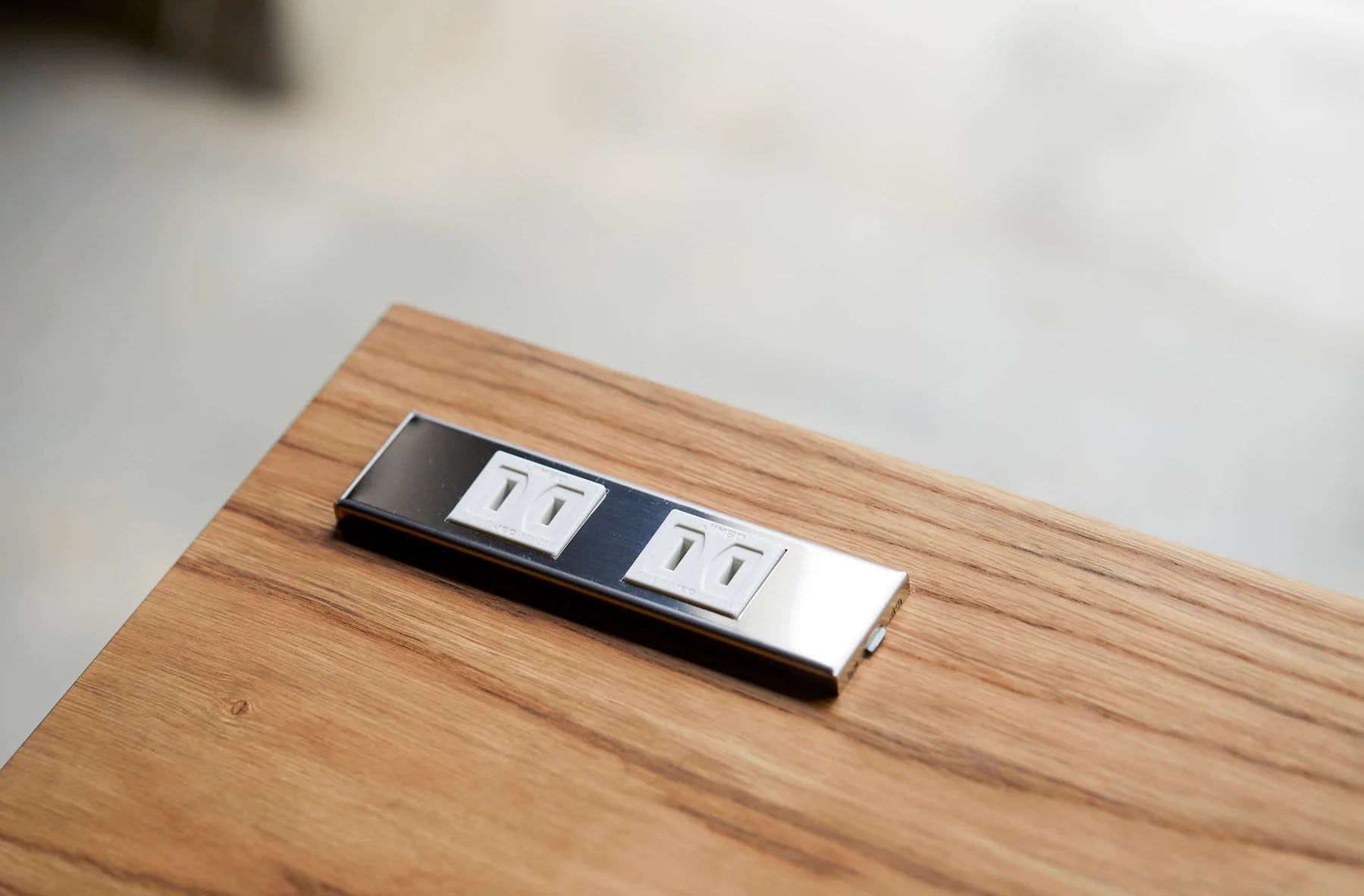 コンセンティック ステンレス素地 家具用プレート２口用  