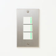 ステンレス（ヘアライン） プレート <br>+ NK 片切、3路ガイドランプ（グリーン）スイッチトリプル  ホワイト