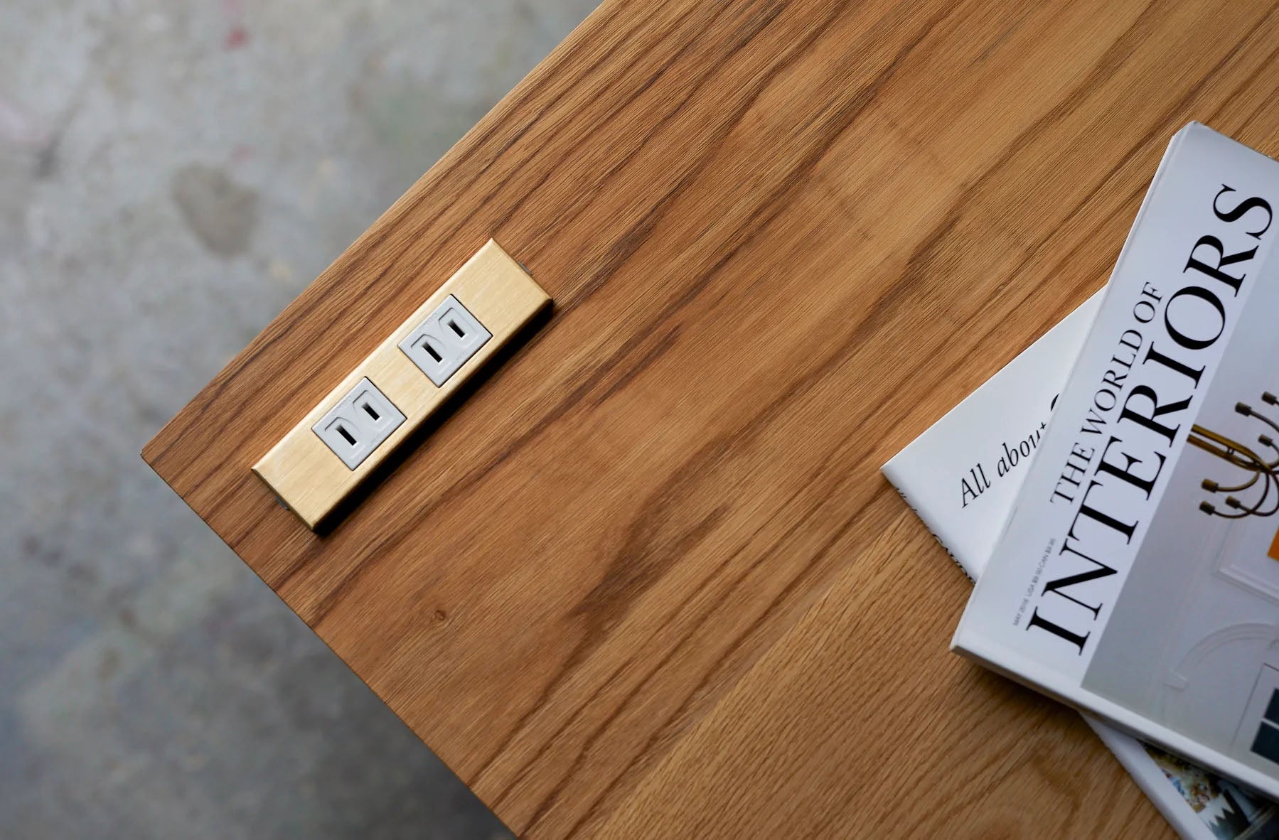 コンセンティック 真鍮ヘアライン プレート 家具用プレート２口用 