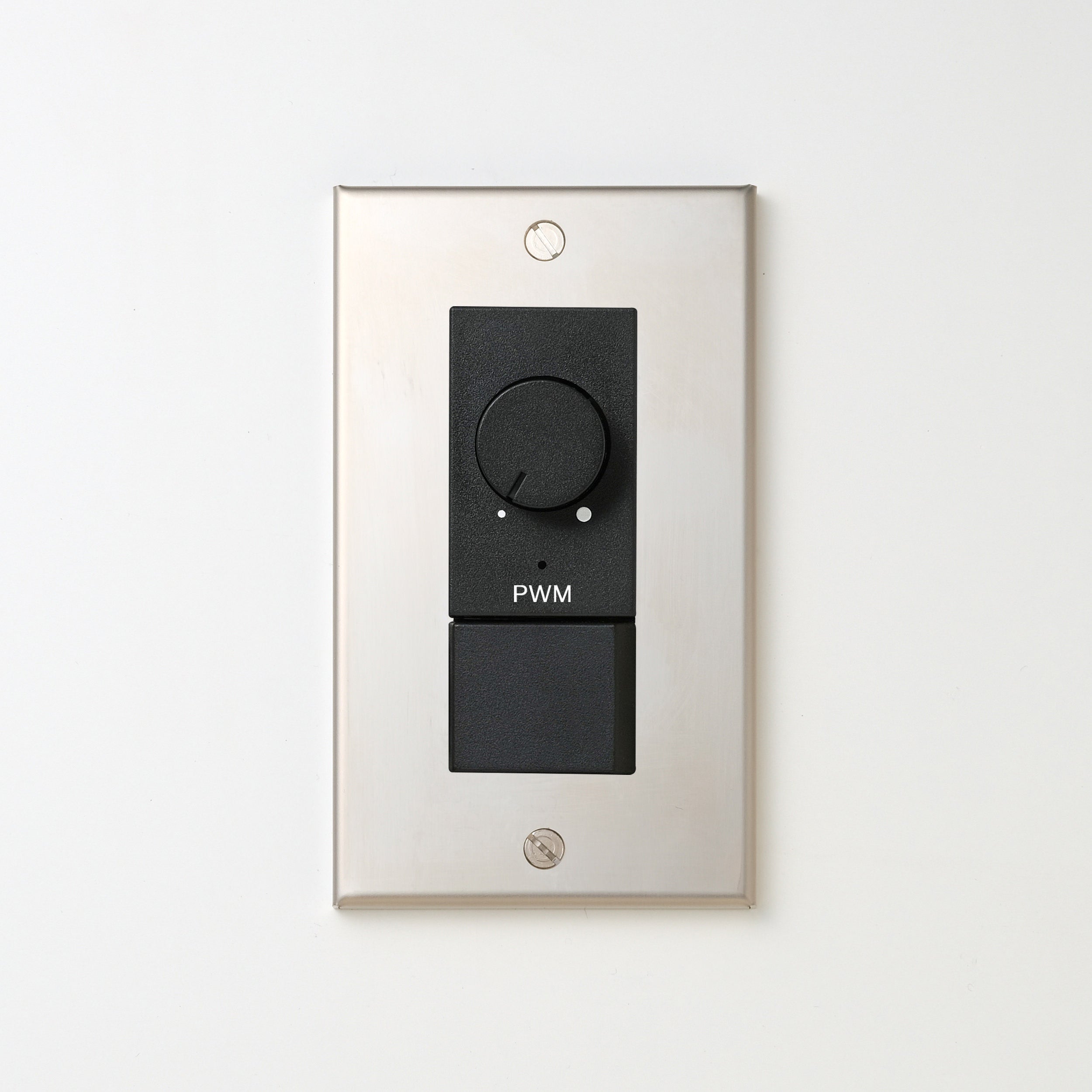 ステンレス素地 プレート <br>+ NK PWM制御方式(1ch)ライトコントロール＋片切、3路スイッチ　 ブラック