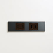 ステンレス（ブラック）家具用プレート<br>+ NK 埋込コンセント チョコ ×２